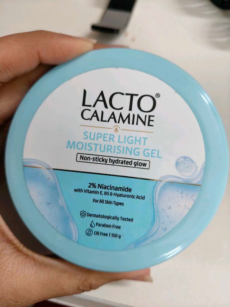Lacto Calamine Moisturising Gel