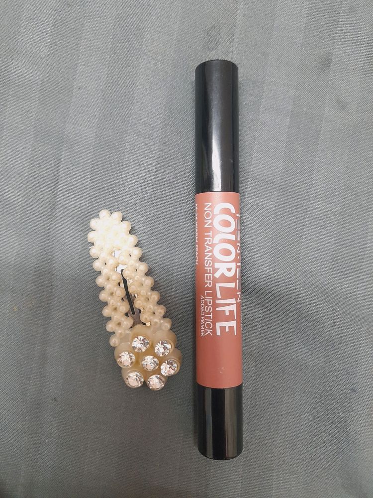 New Lipstick And Cute Korean Clip And Dress Combo