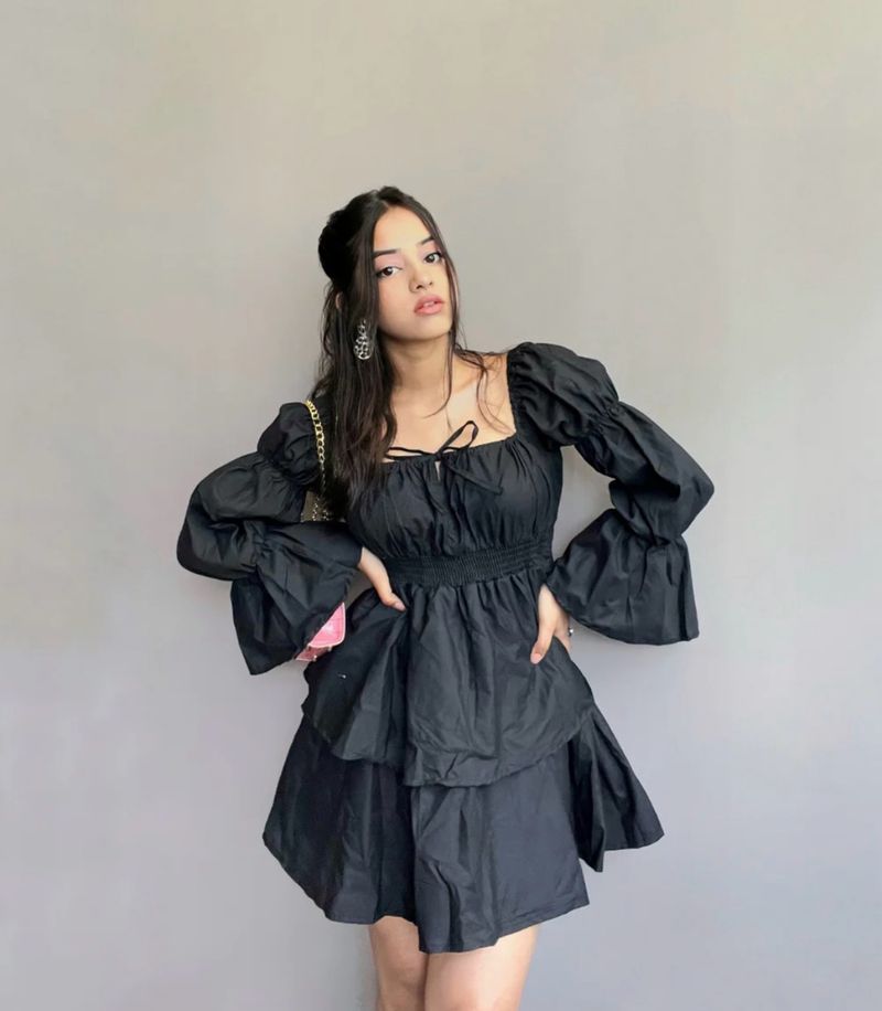 Emprall Black 👗