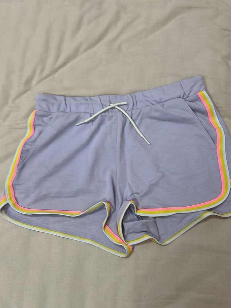 Cute Striped Trim Shorts