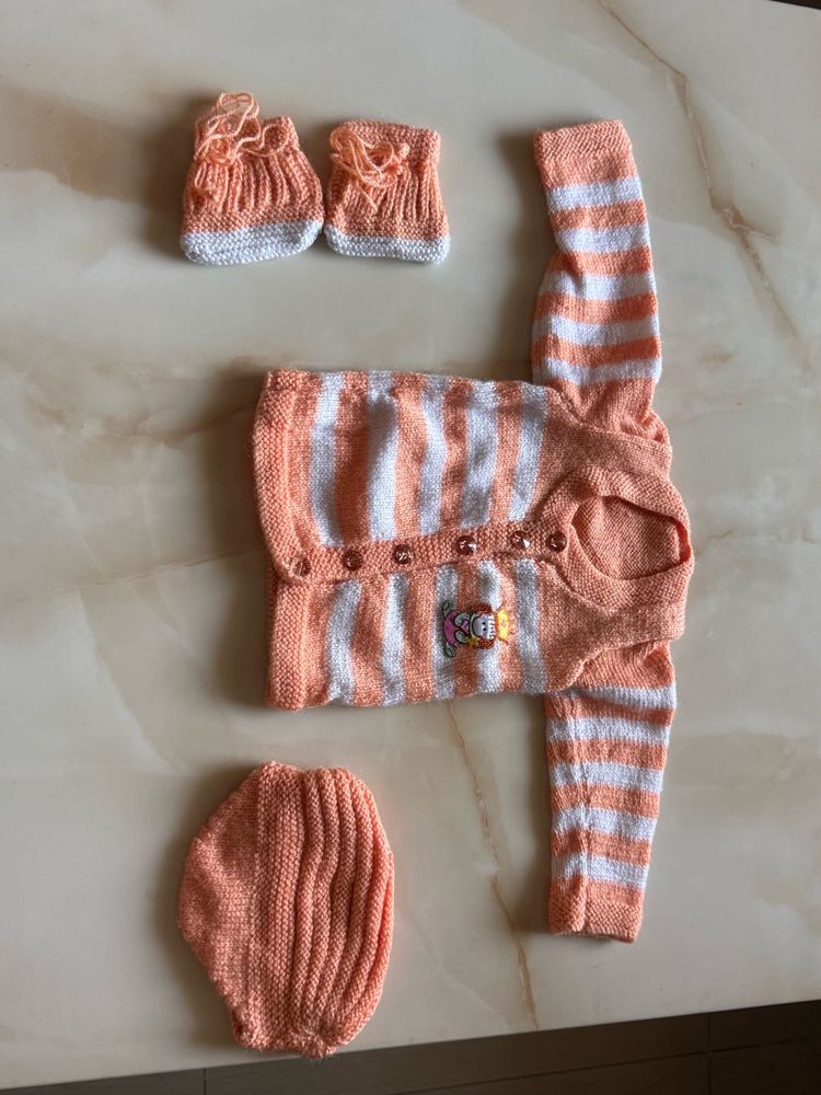 Cute Knitted Baby Set - Peach &amp; White