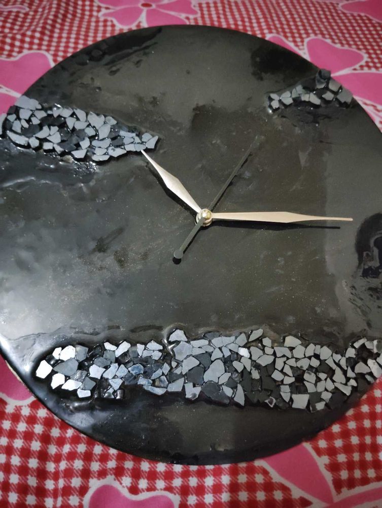 Resin Clock