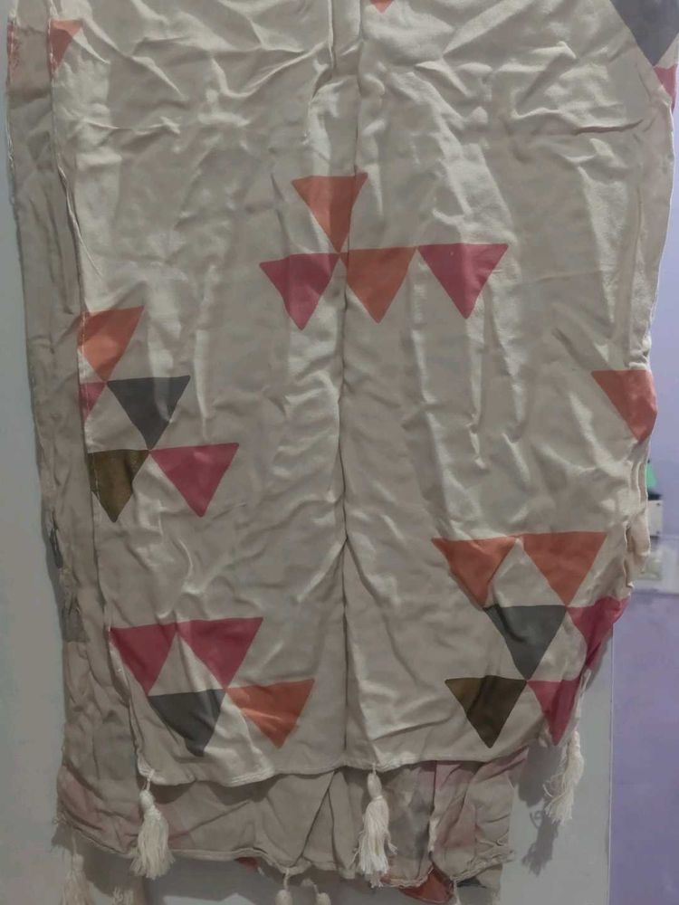 Geometric Print Scarf