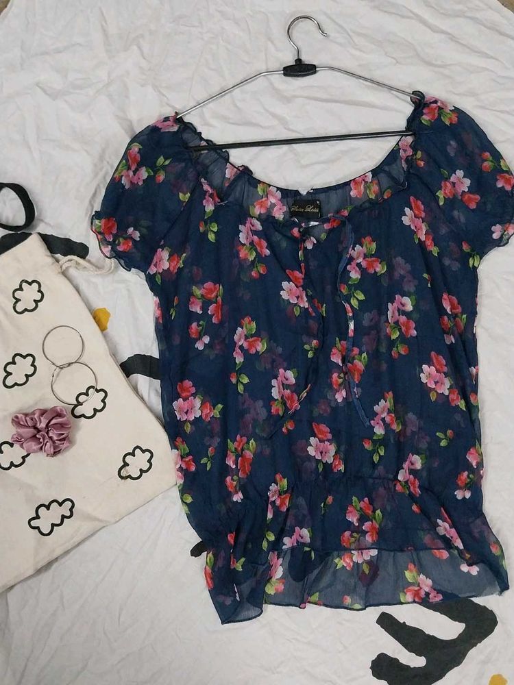 Cute Elastic Floral Top