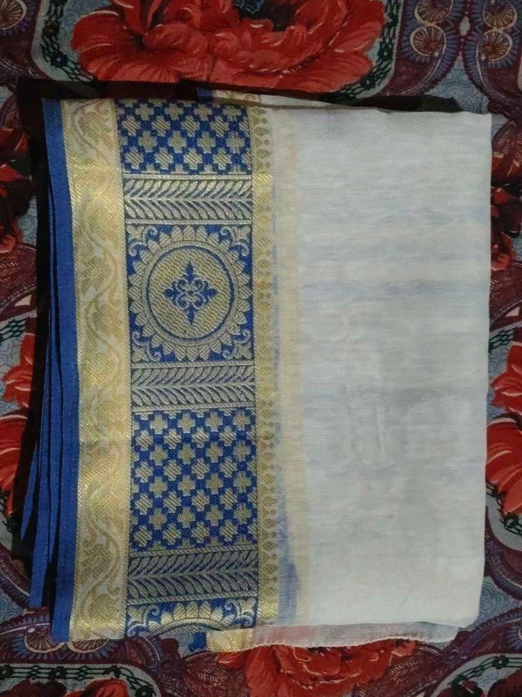 Elegant White &amp; Blue Saree