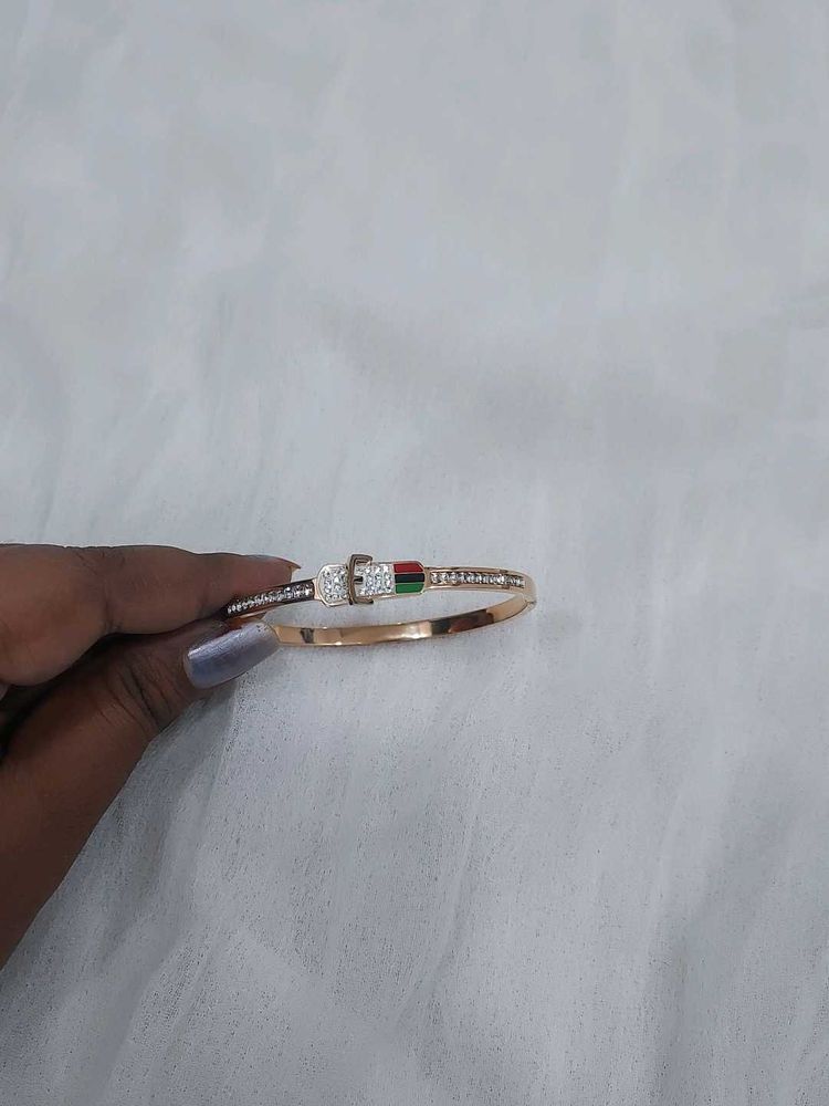 Elegant Bangle Bracelet