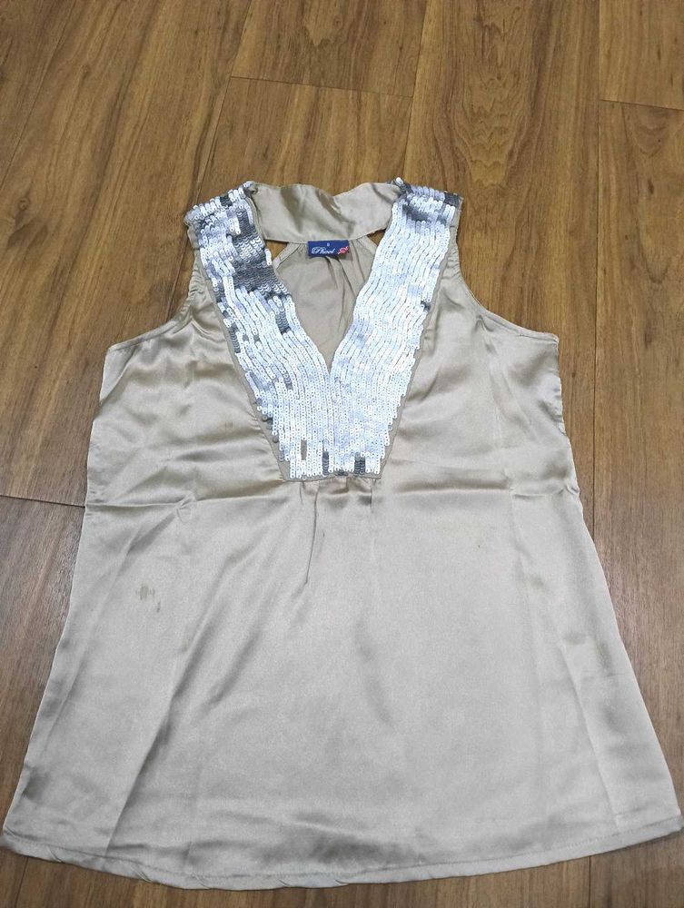 Elegant Sleeveless Top