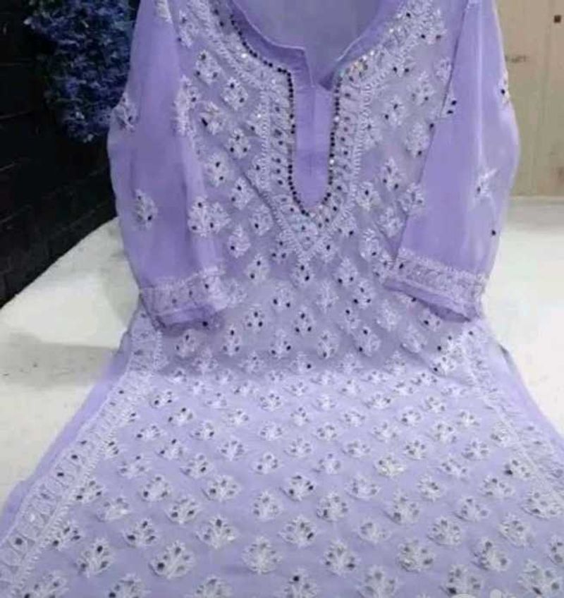 Lucknow Chikankari