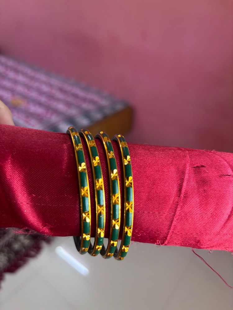 Green &amp; Gold Bangle Set
