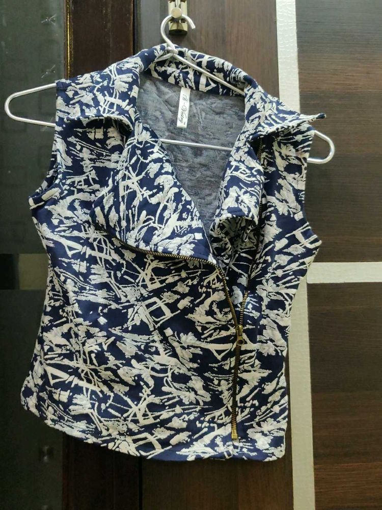 Sleeveless Zip-Up Top