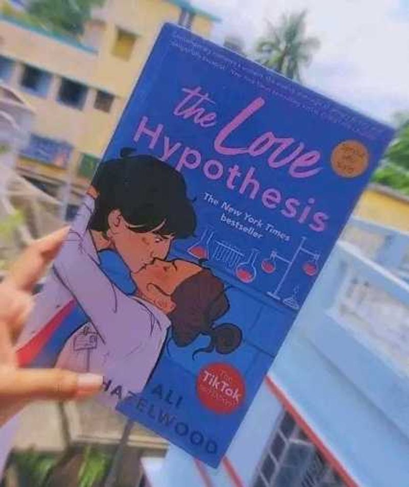 Love Hypothesis Romantic Novel &lt;3