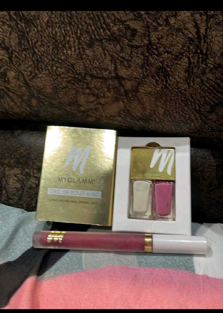 my glam lipstick and nail paint combo