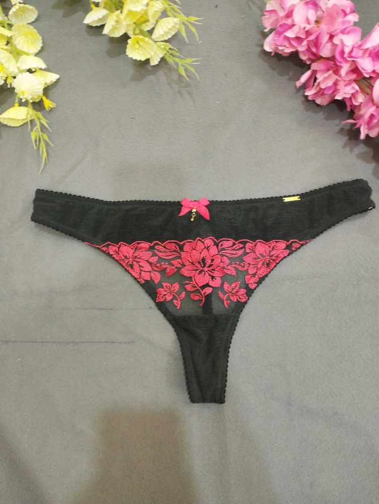 Floral Lace Thong✨
