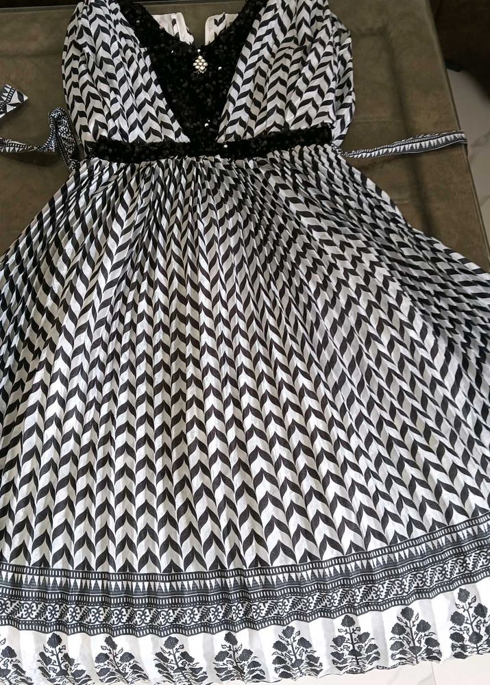 Long Gown Length 40inch 32size Free Gift With This