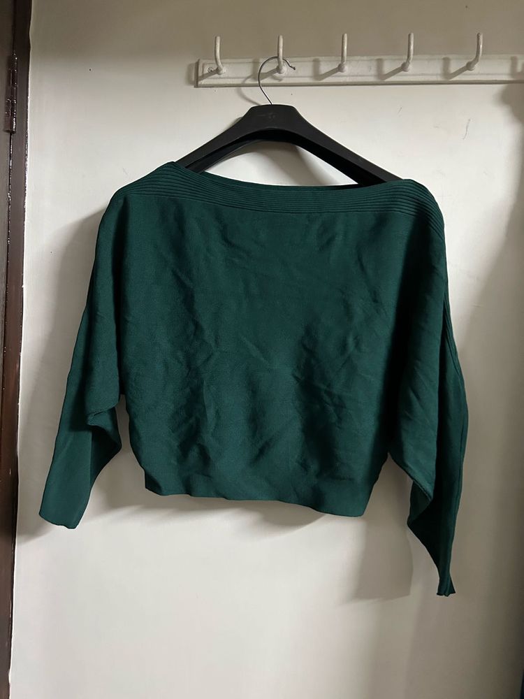 Elegant Green Cropped Sweater