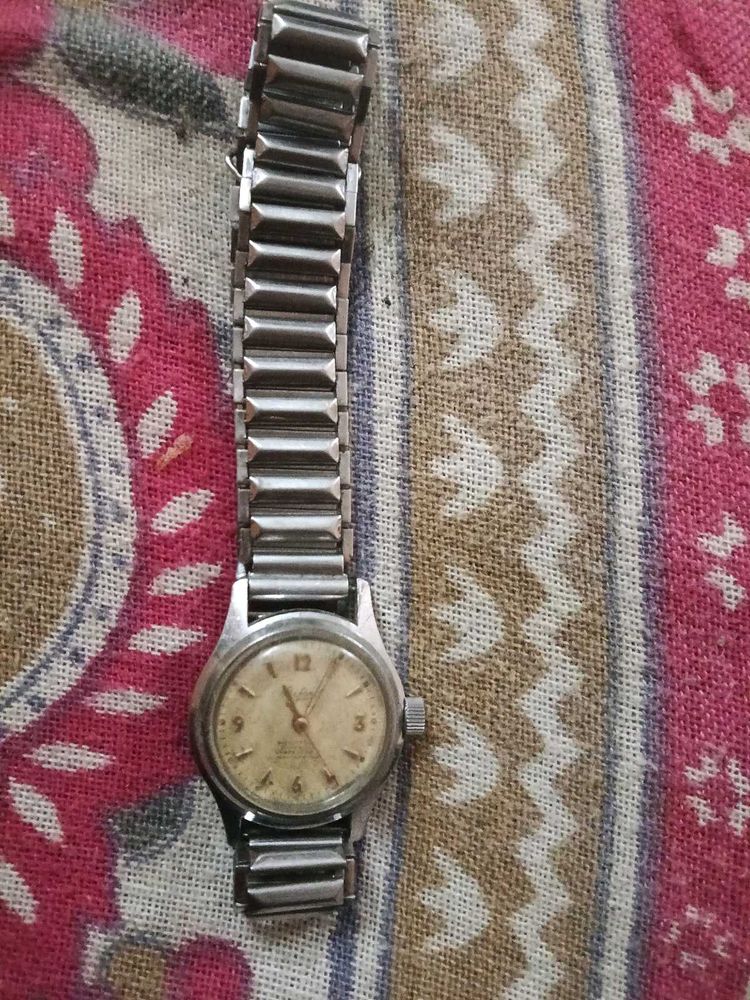 Vintage Ladies Wristwatch