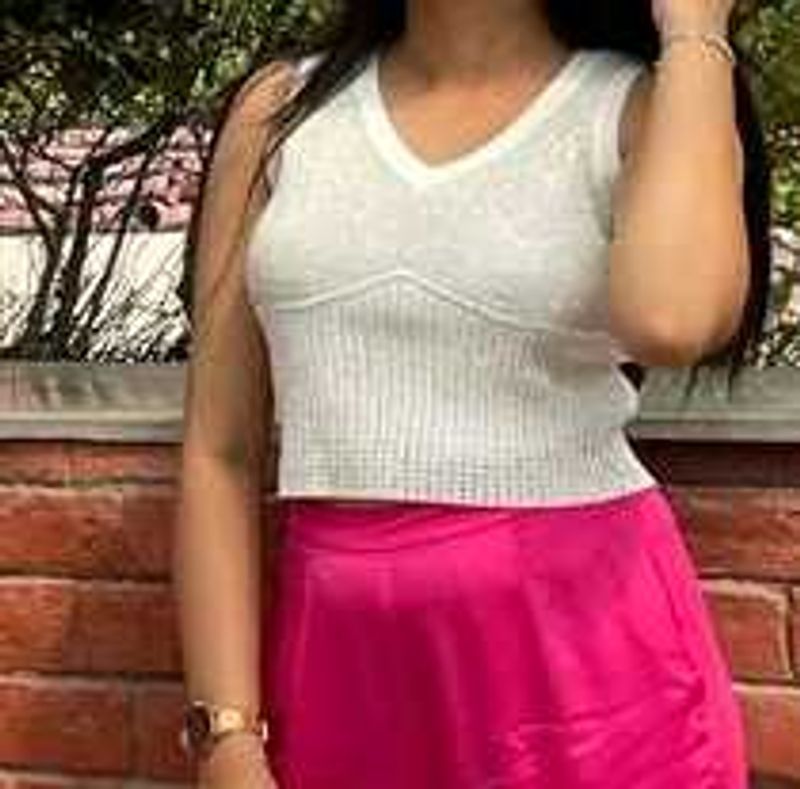 White Rimstone Top