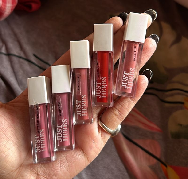 Set Of 5 Matte Lipsticks