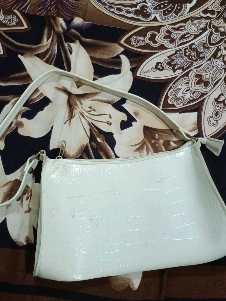 White Shoulder Bag