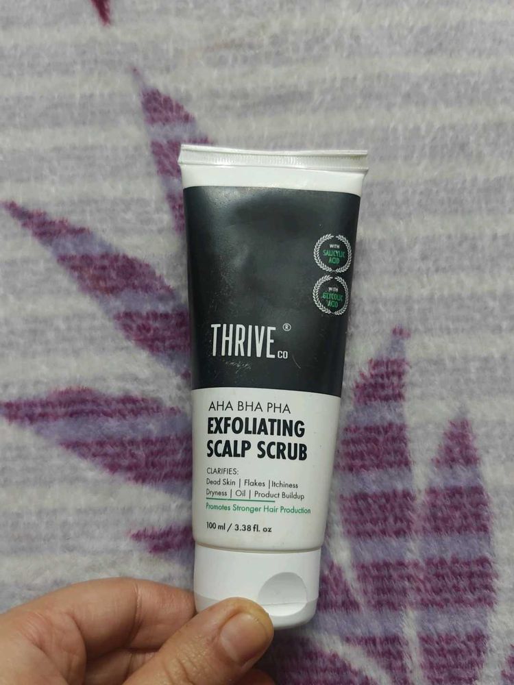 Thrive Co. Exfoliating Scalp Scrub
