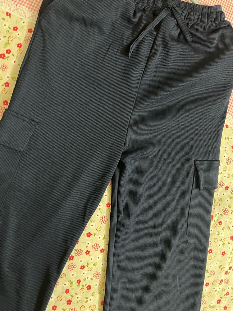 Ribbed Knit Cargo Pants