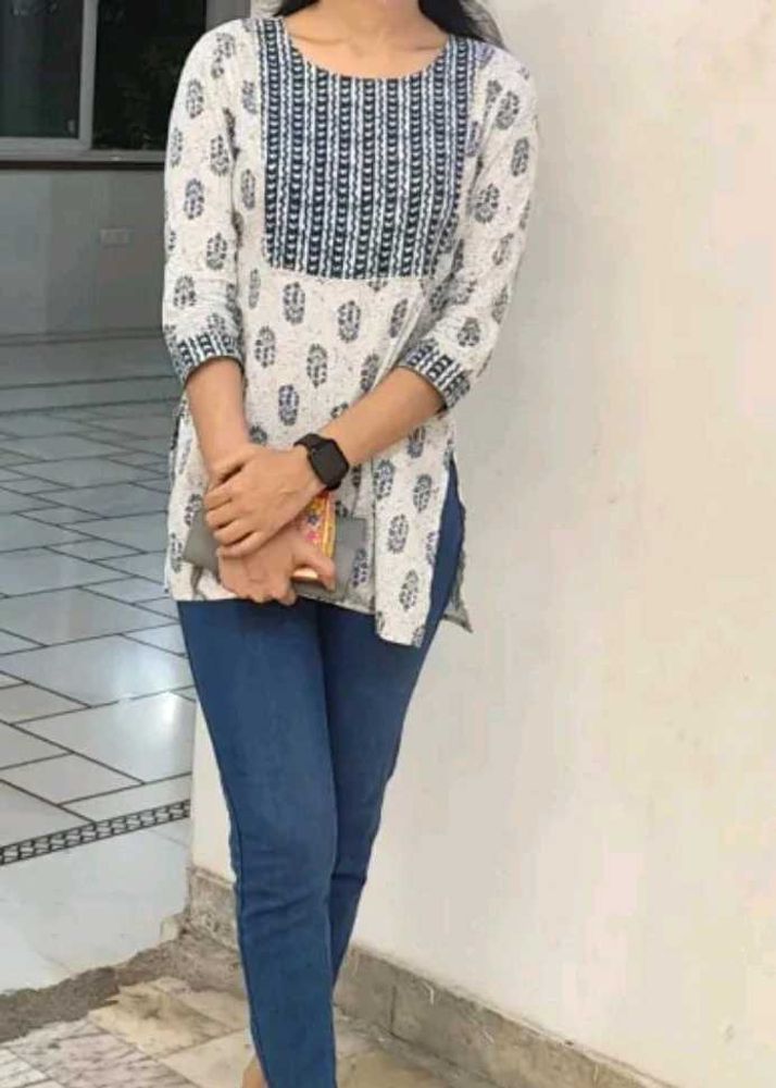 Casual Printed Women White, Light Blue Short Kurti