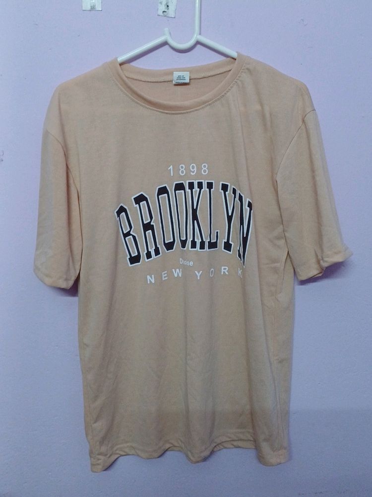 Aesthetic Beige Tshirt Size L