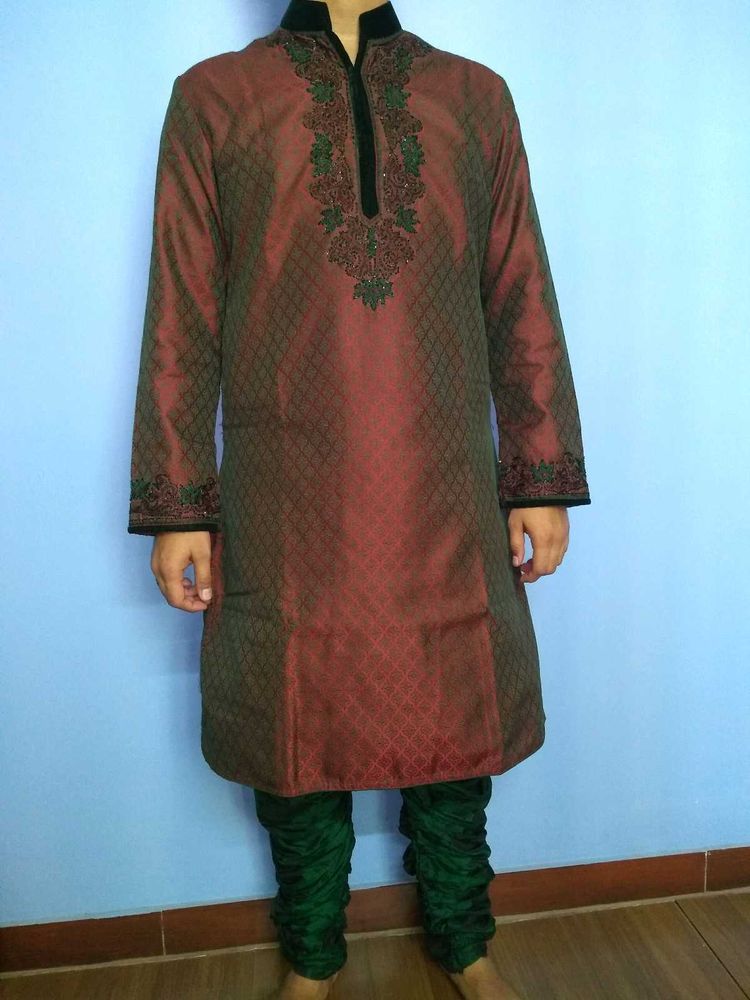 Elegant Indo Western Ethnic Wear In Good Condition