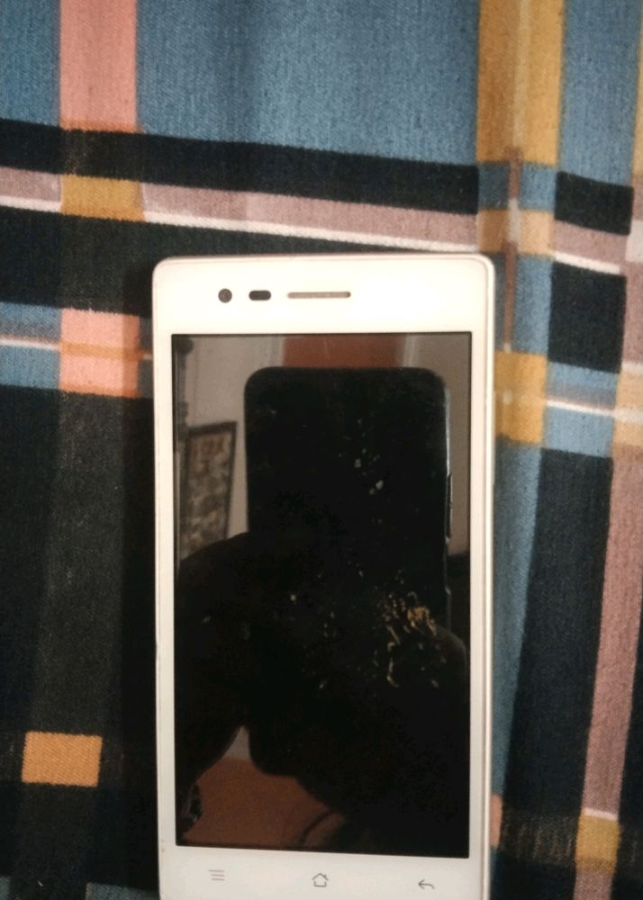 Oppo A33