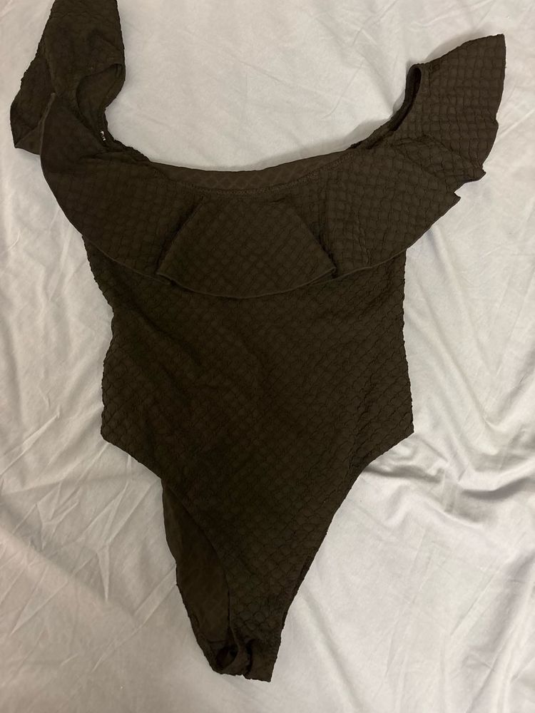 ZARA Ruffled Bodysuit