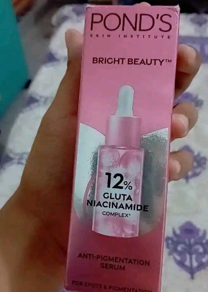 Pond&#39;s Bright Beauty Serum