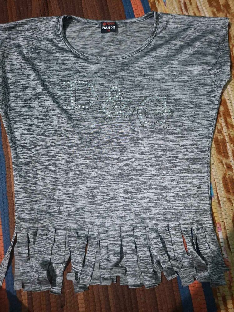 Gray Graphic Crop Top