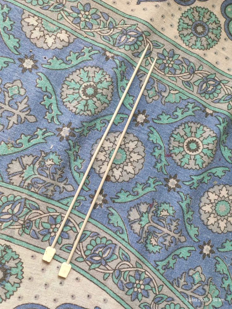 Vintage Knitting Needles