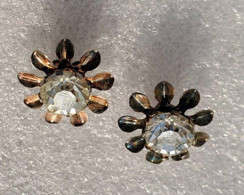 Beautiful Flower Diamond Studs