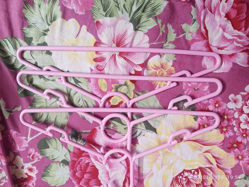 Pink Plastic Hangers (3)