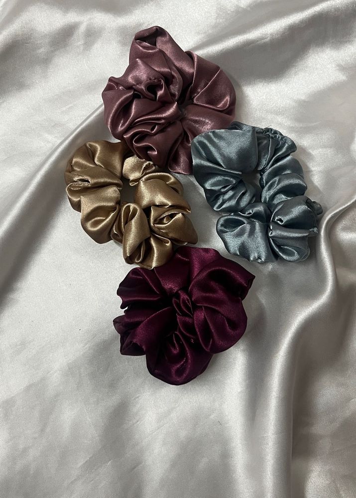 Satin Scrunchie Set