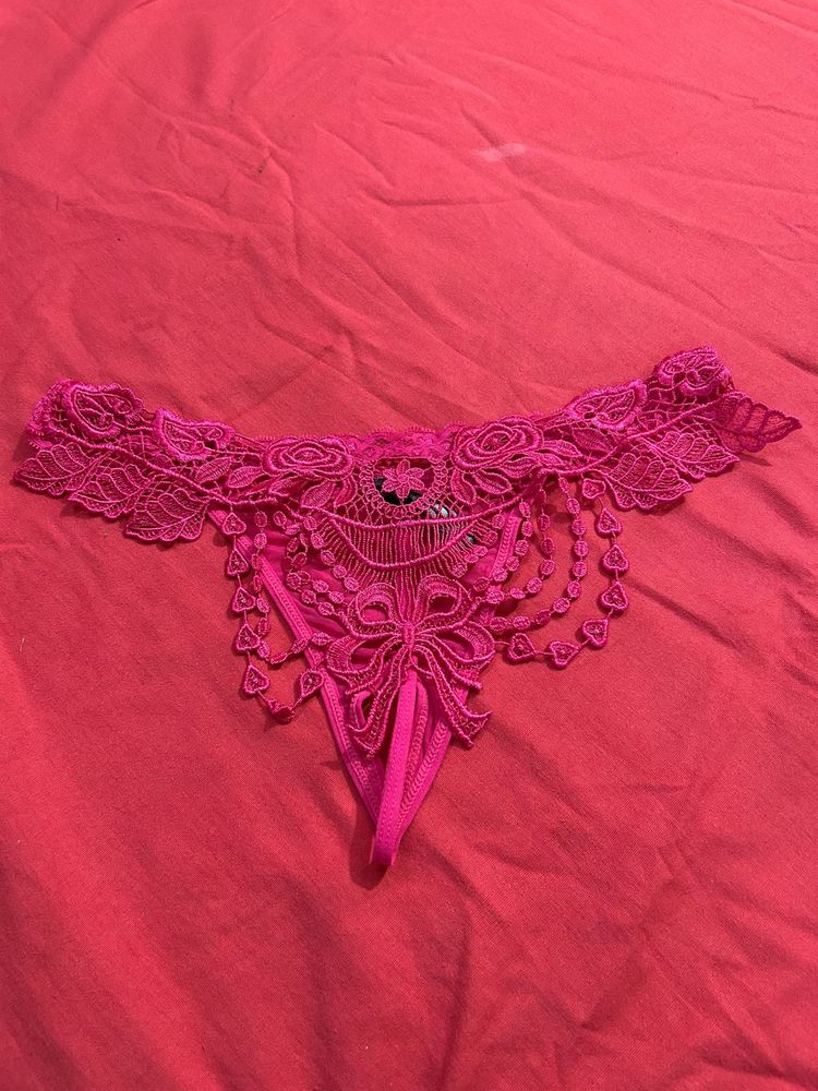 Woman Thong Size L