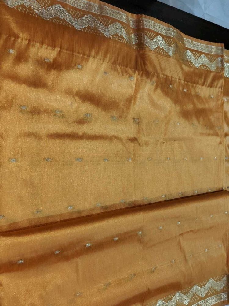 i am selling brand new saree