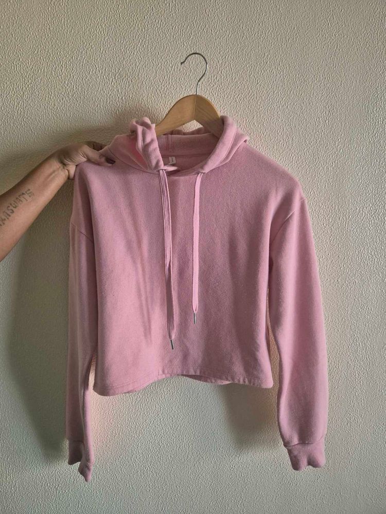 Light Pink Crop Hoodie (Stradivarius)