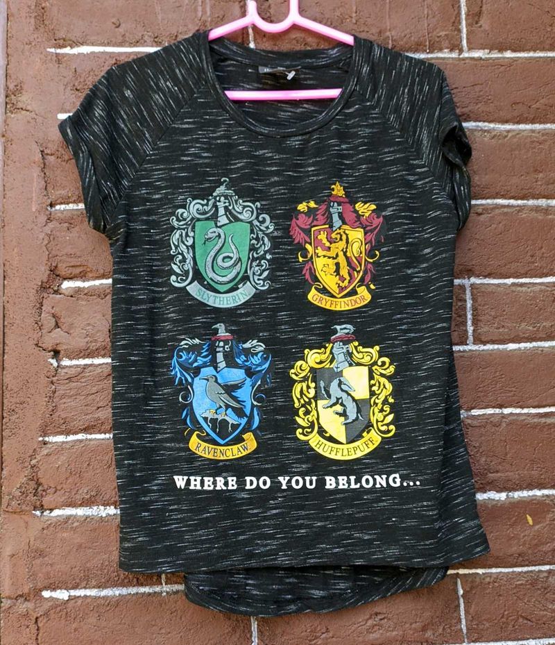 Harry Potter T-shirt.