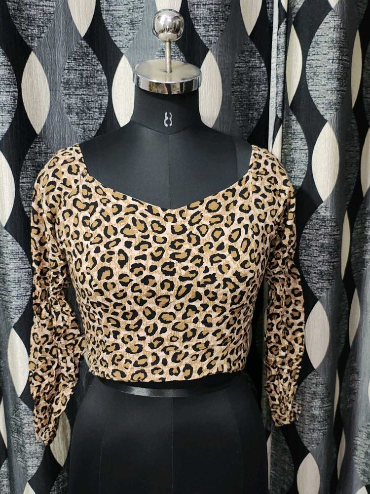 Leopard Print Crop Top