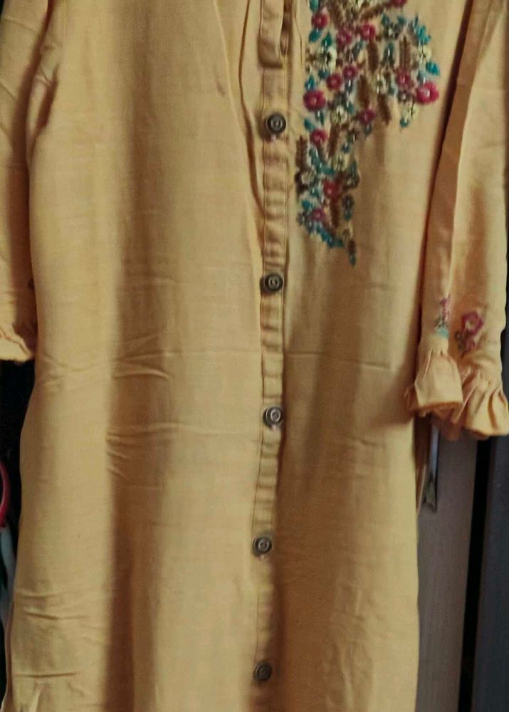 Embroidered Yellow Kurta With Pant