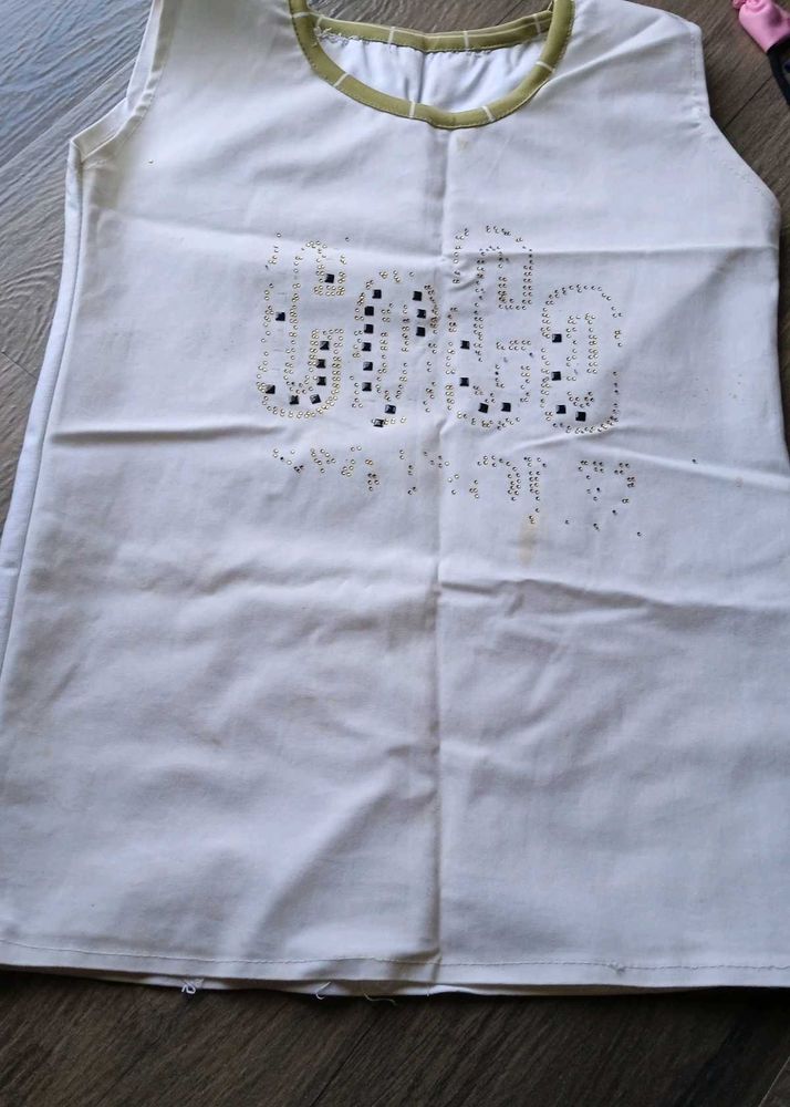 White Graphic Tank Top Amd Outer
