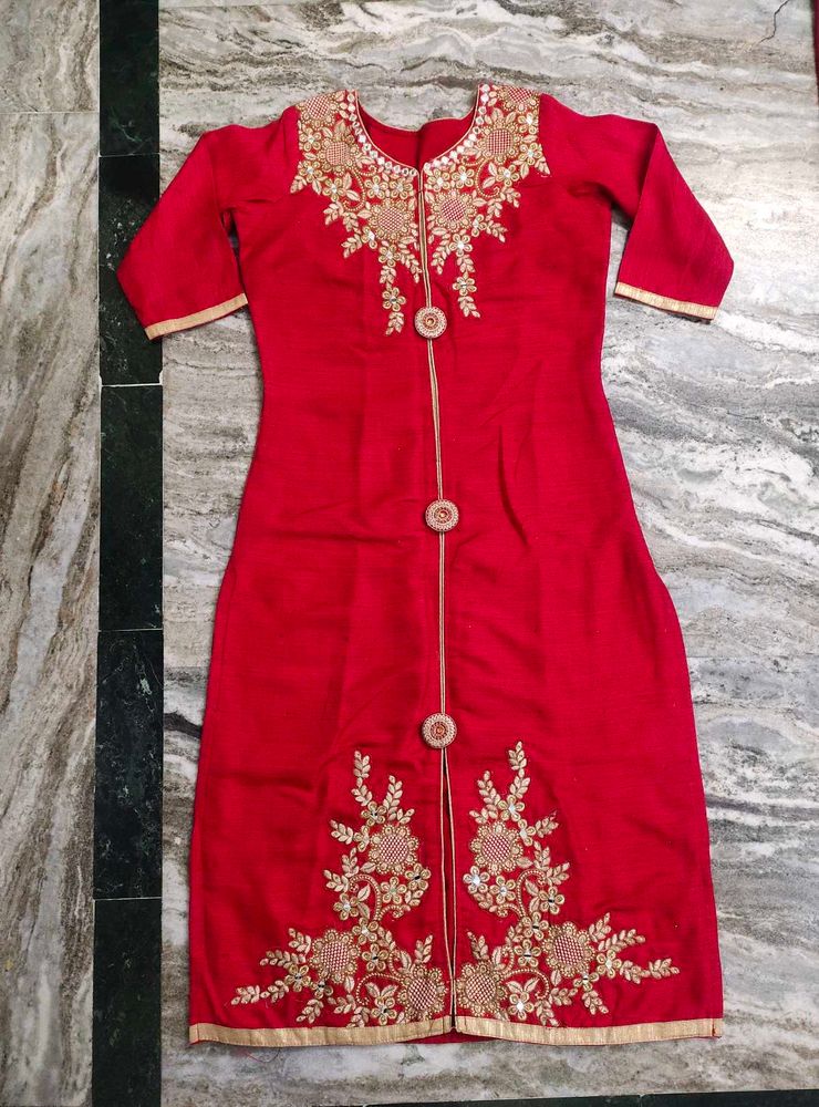 Red Kurta With Beautiful Embroidery