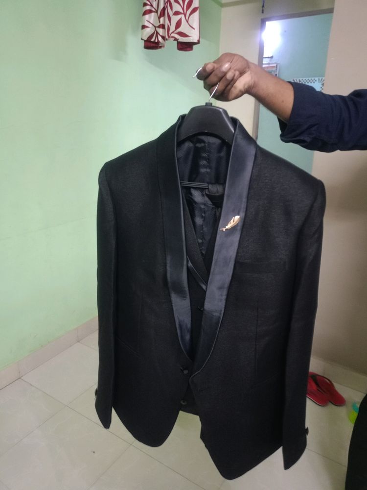 First Class Suit/Blazer For Sale