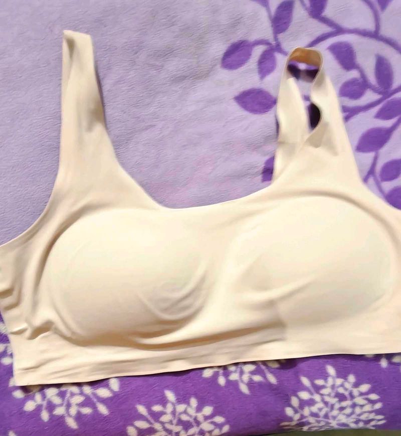 Seamless Everyday Bra