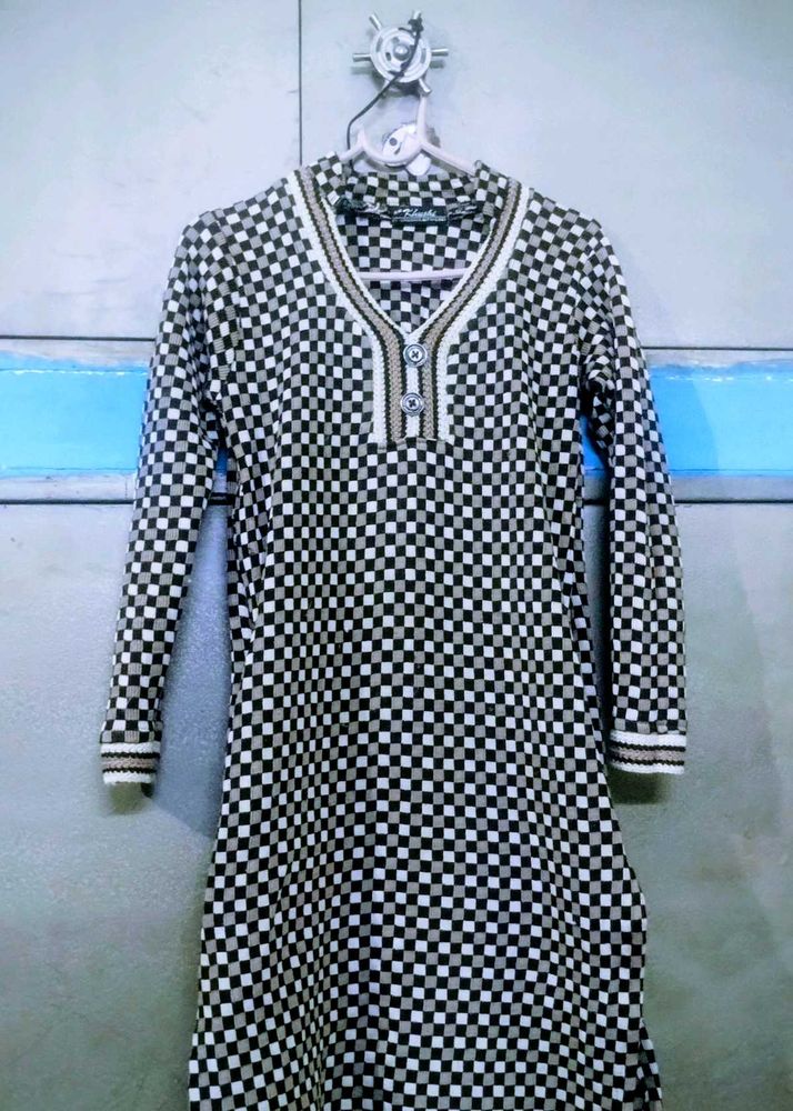 Checkered Pattern Knit Kurta
