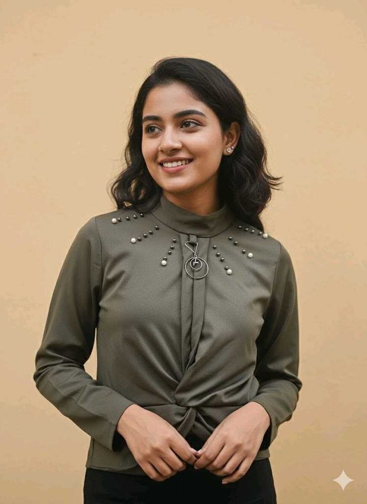 crop top mock high neck