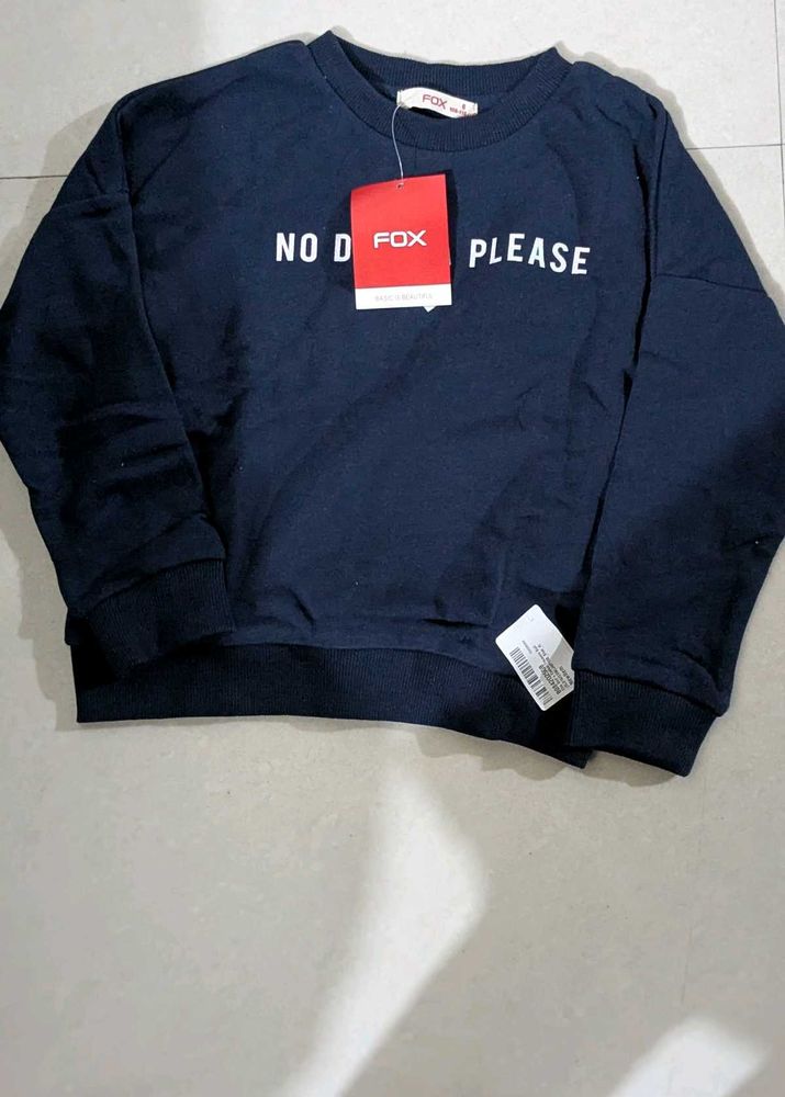 winter wear sweatshirt. no offer