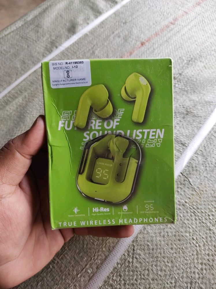 True Wireless Head Phones New